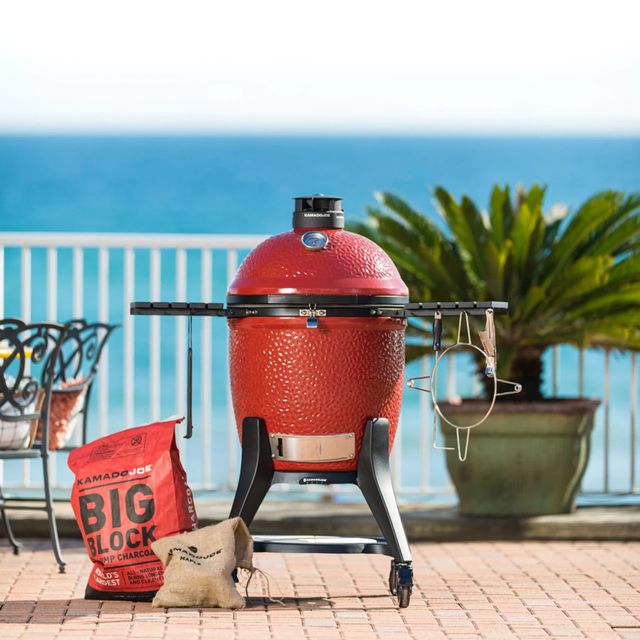 Kamado Joe 18 In. Classic III Charcoal Kamado Grill And Smoker 2 Kamado Joe 18 In. Classic III Charcoal Kamado Grill And Smoker - Image 2