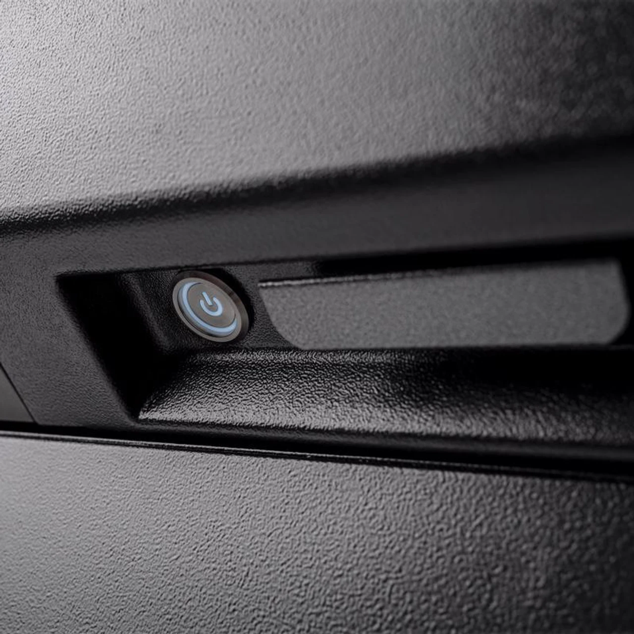 Traeger Ironwood XL Wood Pellet Bluetooth And WiFi Grill And Smoker 5 Traeger Ironwood XL Wood Pellet Bluetooth And WiFi Grill And Smoker - Image 5