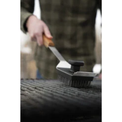 Traeger BAC537 Stainless Steel Grill Brush -Cozy Kitchen Shop brush31 65095.1638848888